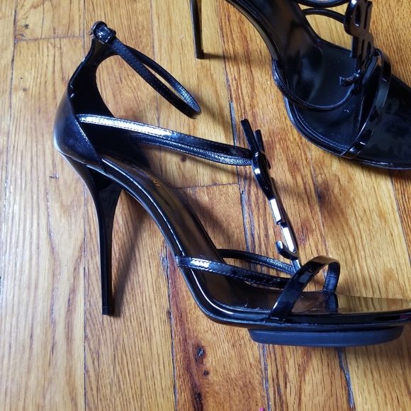 Cassandra YSL Logo Sandals Sz 42 - Picture 9 of 9